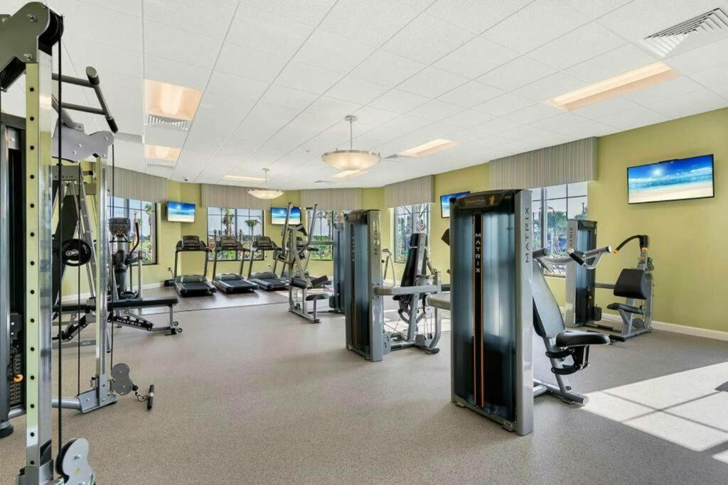 Charming 4Br With Private Heated Pool & Bbq Grill
