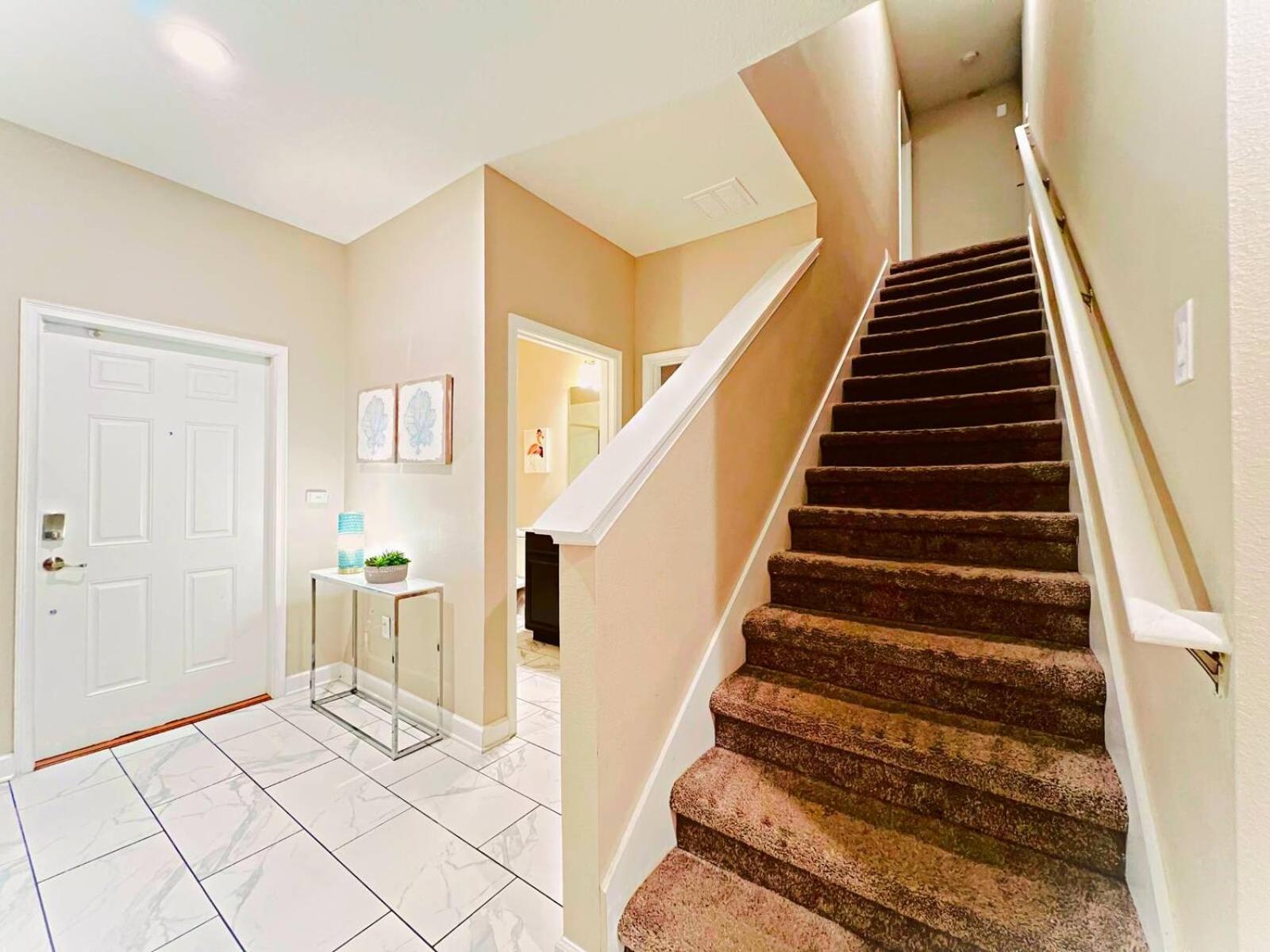 Charming 4Br With Private Heated Pool & Bbq Grill *