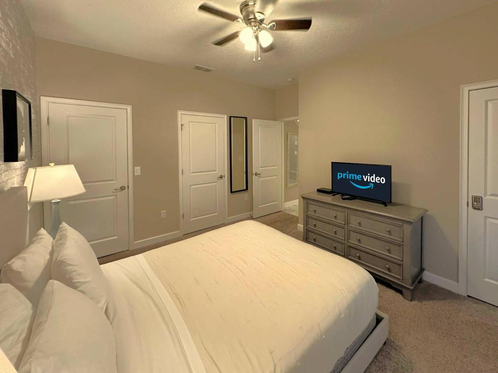 Holiday home Charming 4Br With Private Heated Pool & Bbq Grill Kissimmee